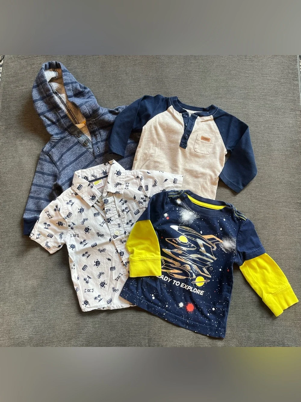 Gymboree Baby Boy’s 6-12 Month Shirt Bundle